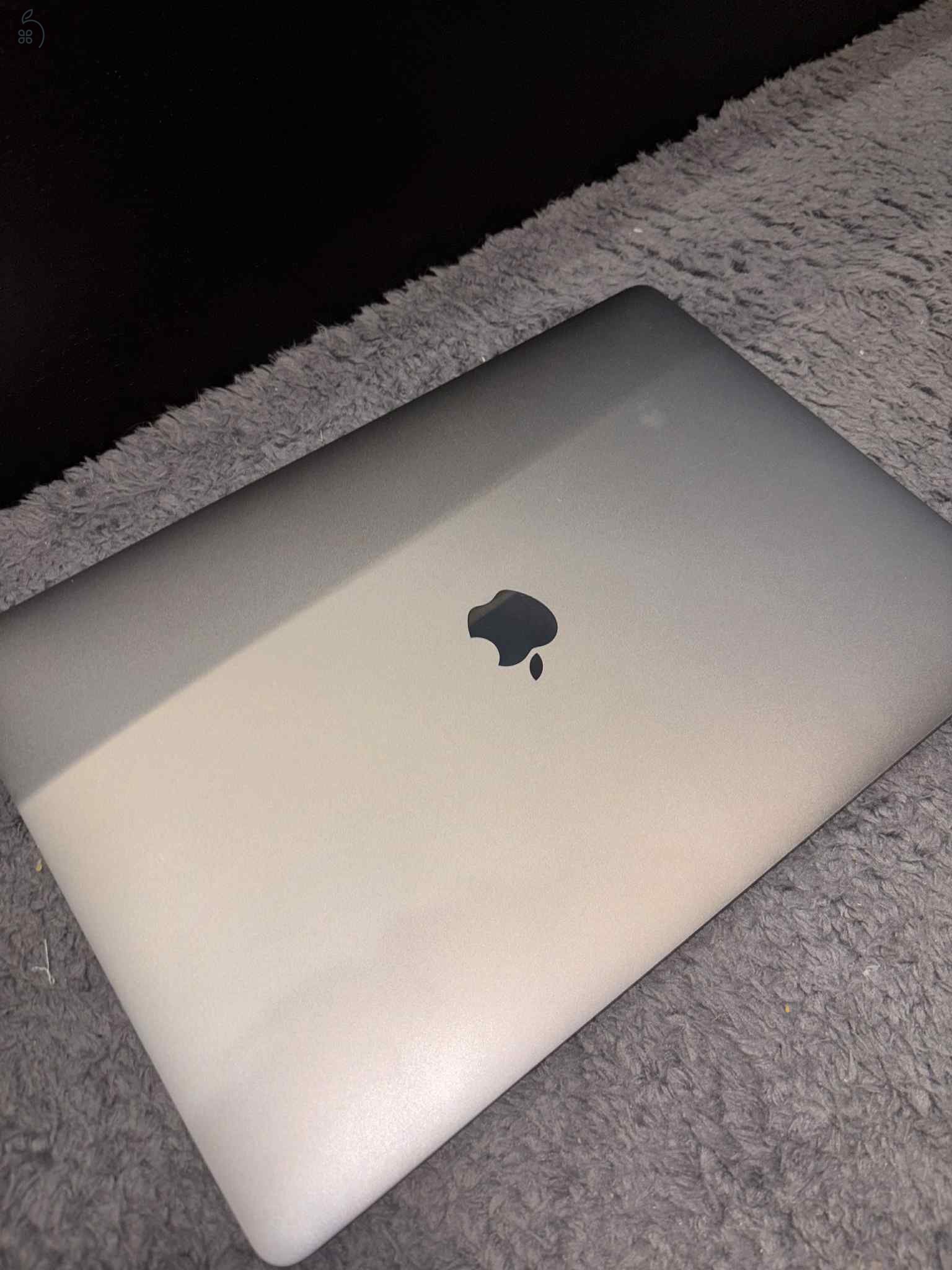 MacBook Pro 2017 15