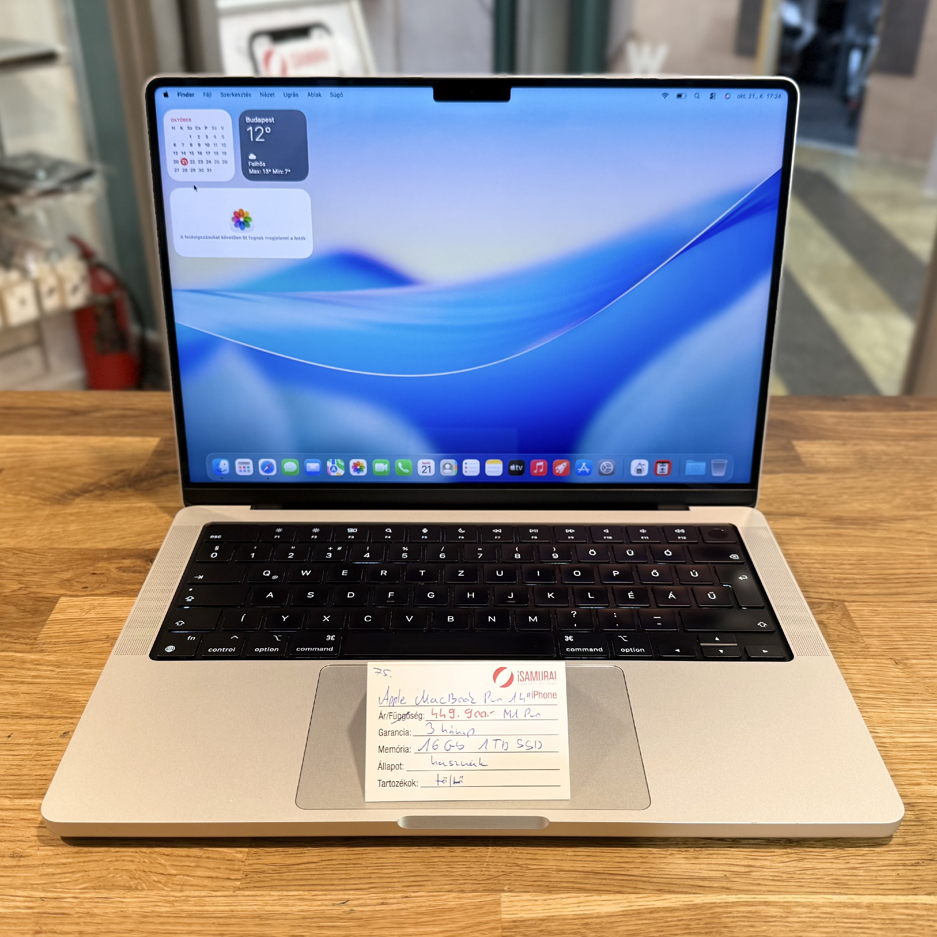 75. Apple MacBook Pro 14