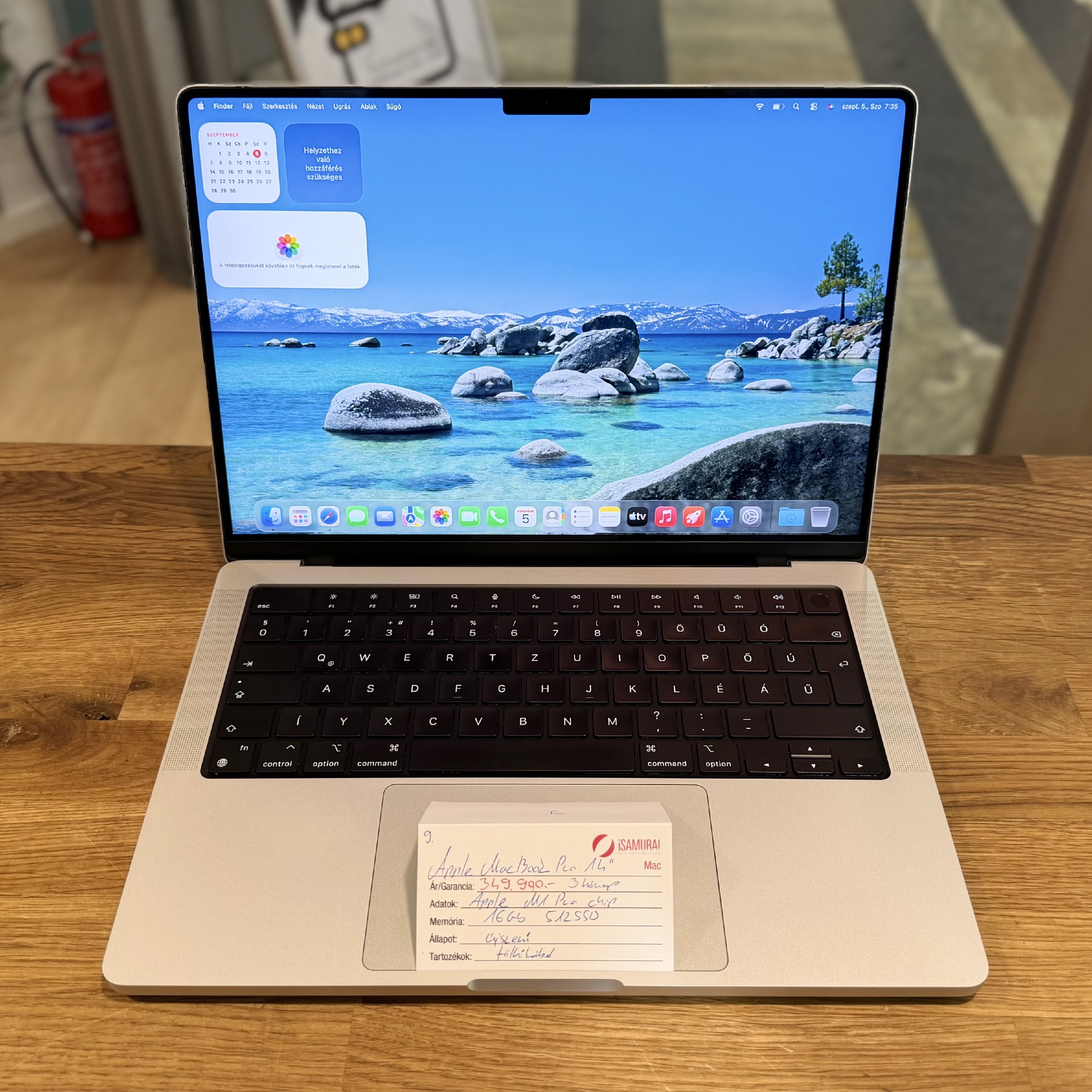 Apple MacBook Pro 14