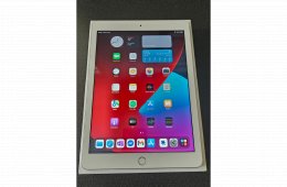 iPad 5th 32GB Wi-Fi A1822 logi slim folio billentyűzetes tokkal