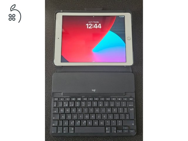 iPad 5th 32GB Wi-Fi A1822 logi slim folio billentyűzetes tokkal