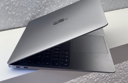 MacBook Air 2020 13 M1 256GB 2 ÉV Garanciával Számlával