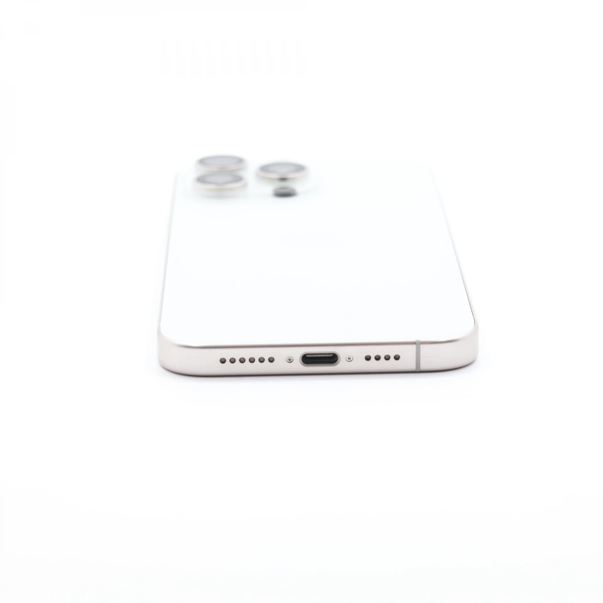 + Ajándékkal és 1 év garanciával! Felújított iPhone 15 Pro Max 256 GB White Titanium