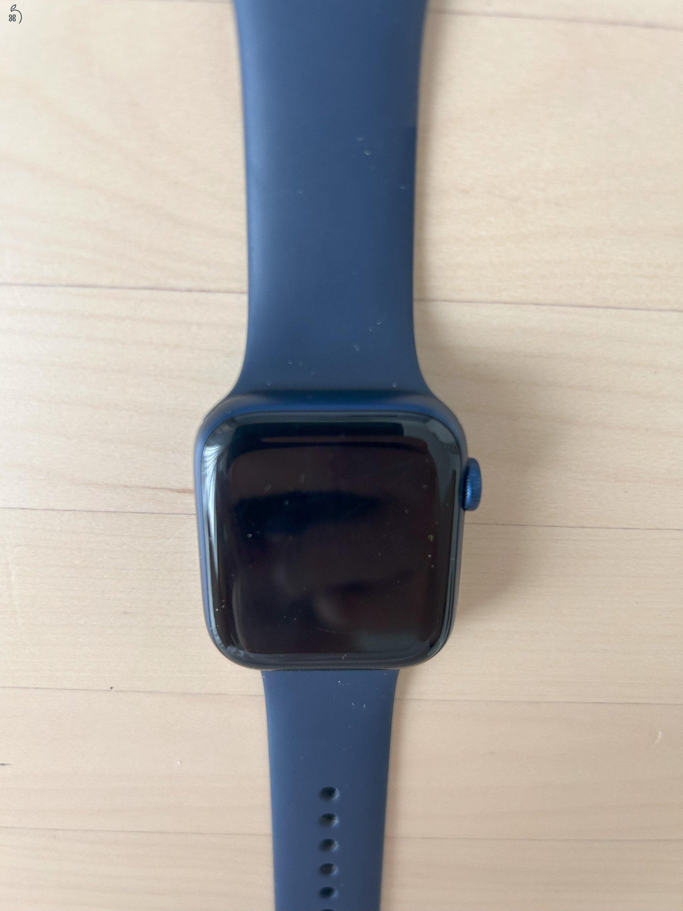 Eladó Apple Watch 6 Blue - 93% akku - nagyon megkímélt - ajándék óraszíjakkal