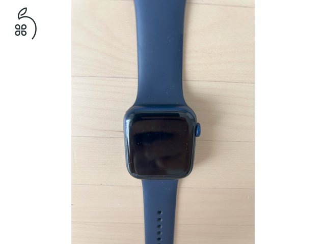 Eladó Apple Watch 6 Blue - 93% akku - nagyon megkímélt - ajándék óraszíjakkal