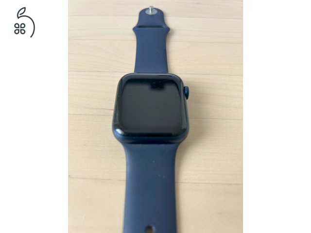 Eladó Apple Watch 6 Blue - 93% akku - nagyon megkímélt - ajándék óraszíjakkal