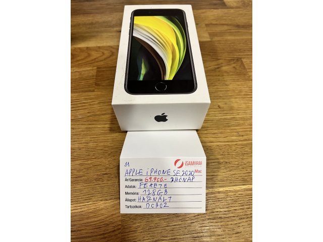 81. Apple iPhone SE 2020 - 128 GB - Fekete