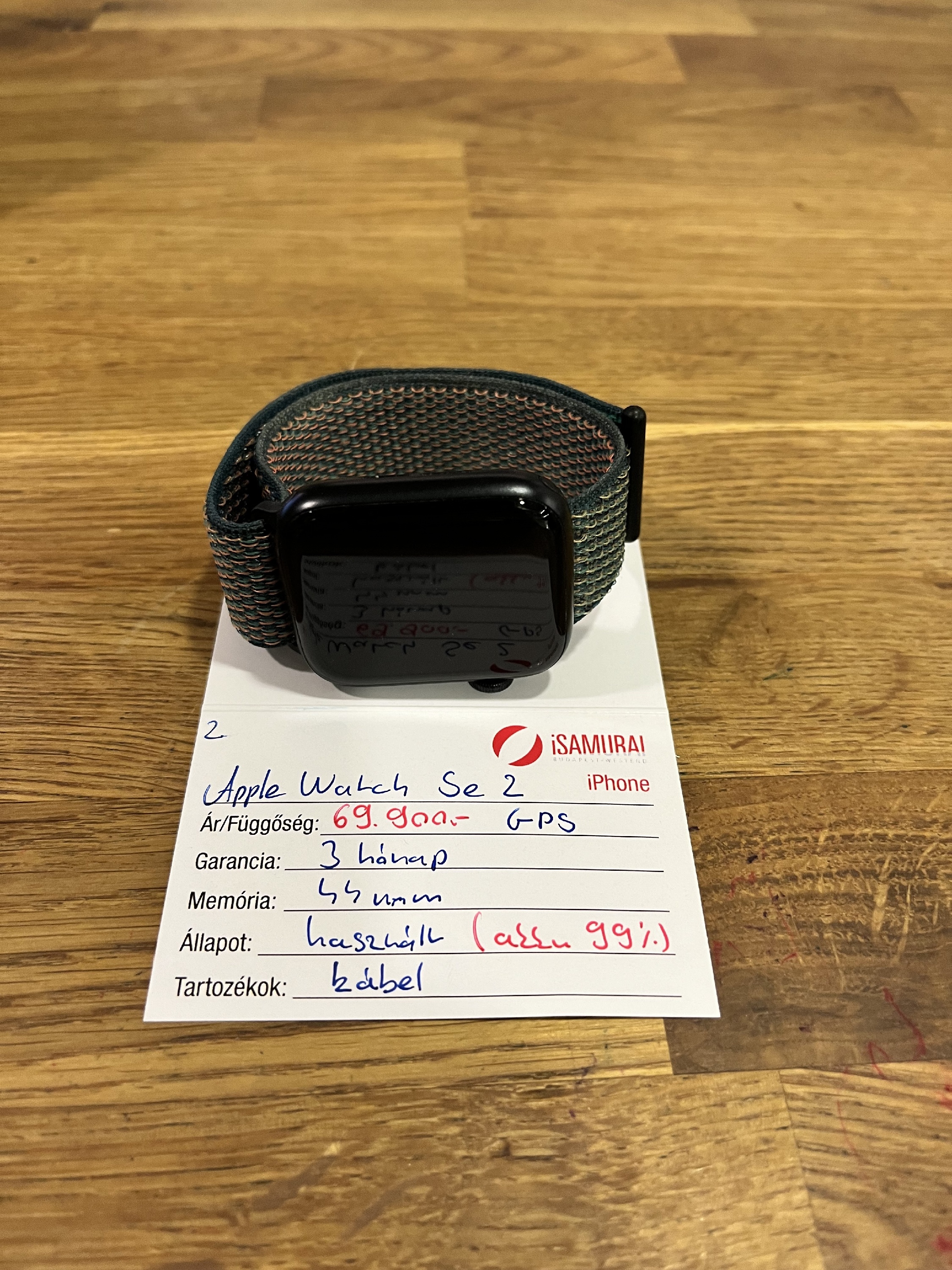 2. Apple Watch SE 2. gen - 44 mm - Fekete - GPS - 99% akku