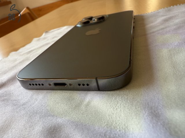 Apple iPhone 13 Pro 256 GB, újszerű makulátlan állapotban, grafit színben, kártyafüggetlen, akku 83%