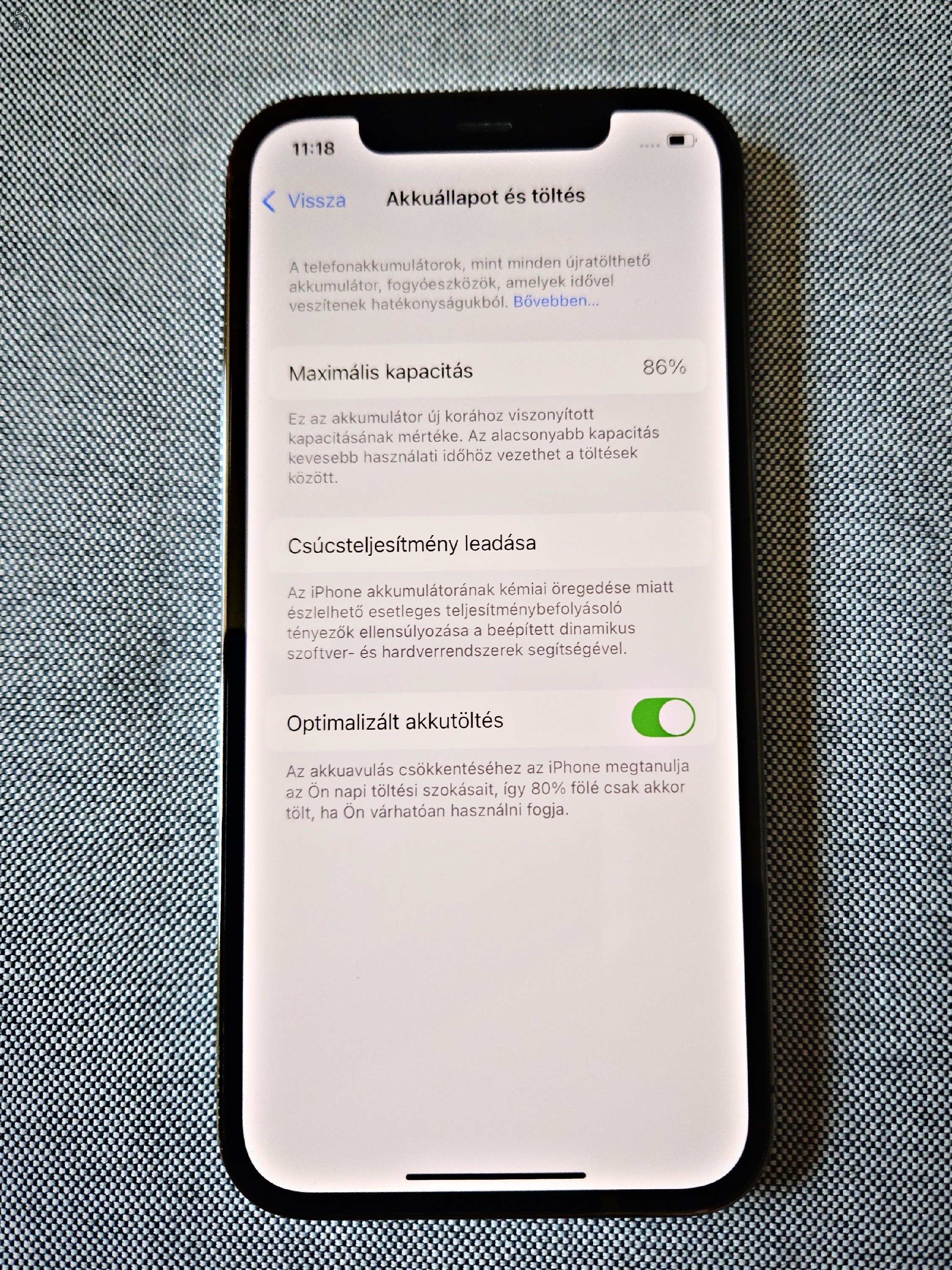 iPhone 12 Pro 256GB Graphite kártyafüggetlen telefon