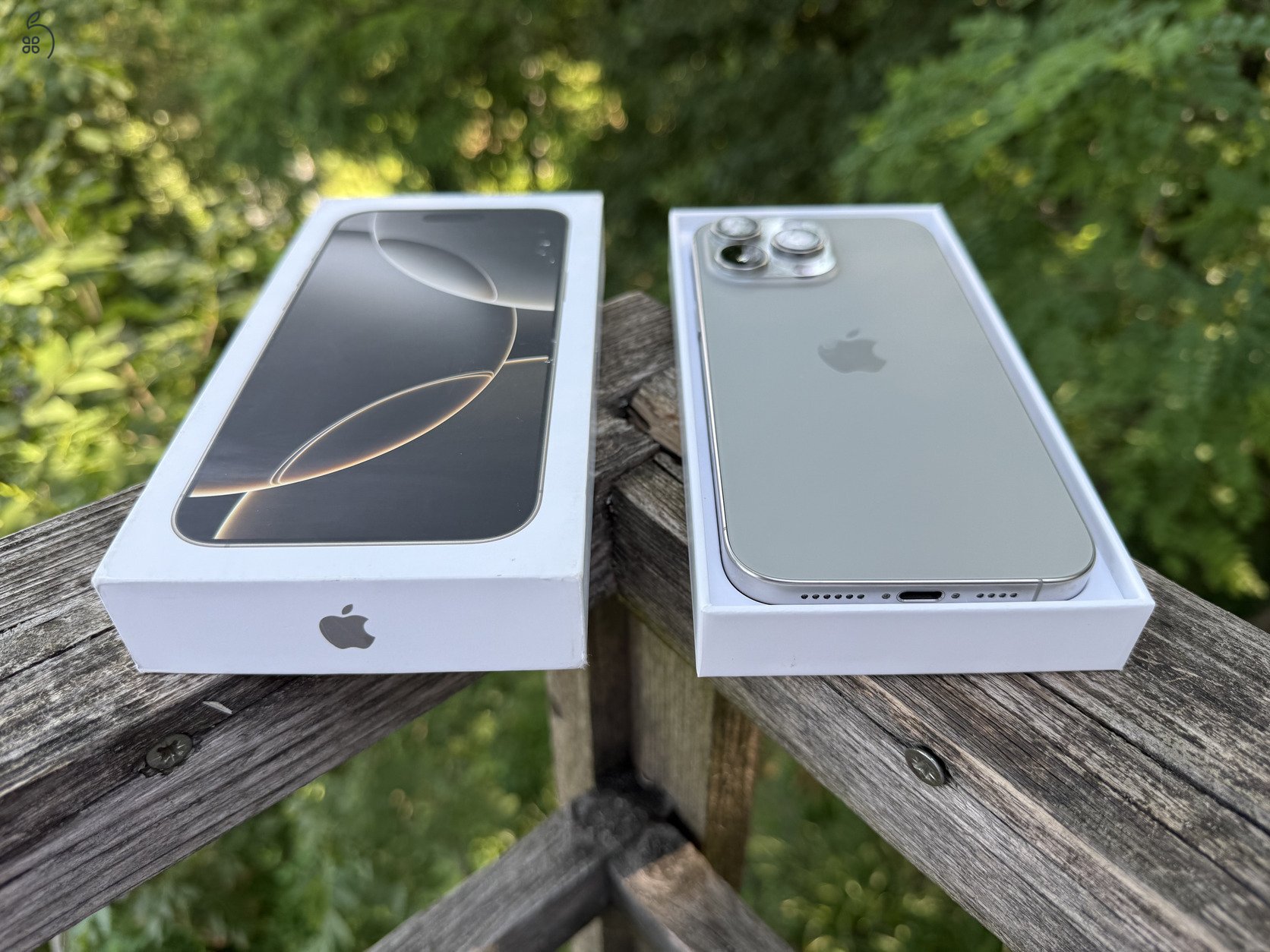 ÚJ - iPhone 16 Pro MAX 256 GB Natúr Titán - - Apple Garancia - 0 CIKLUS - 100% AKKU
