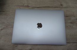 Apple Retina Macbook Pro 13 Touchbar - 2017 - Használt, újszerű