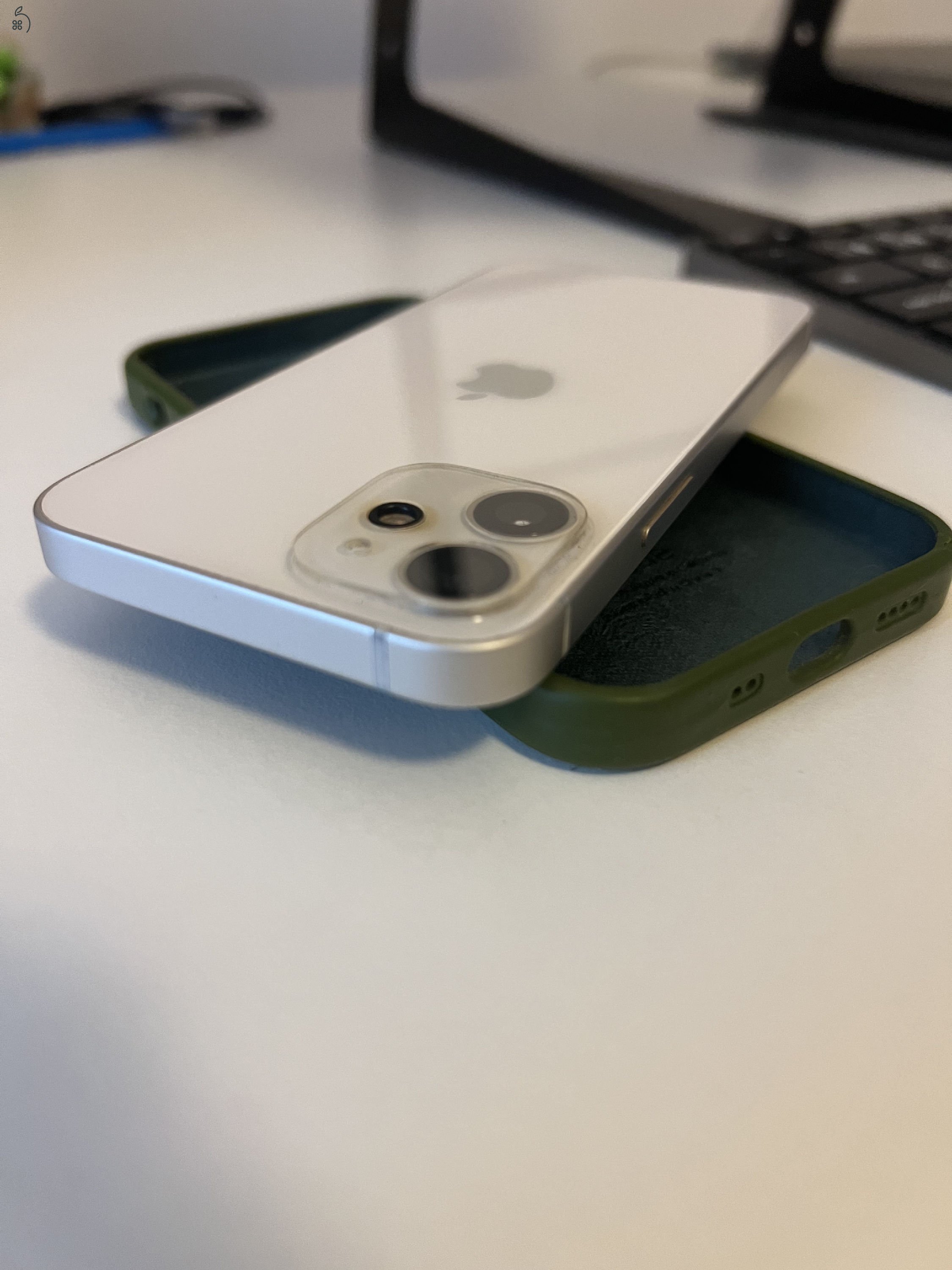 Hibátlan iPhone 12 mini 64GB white