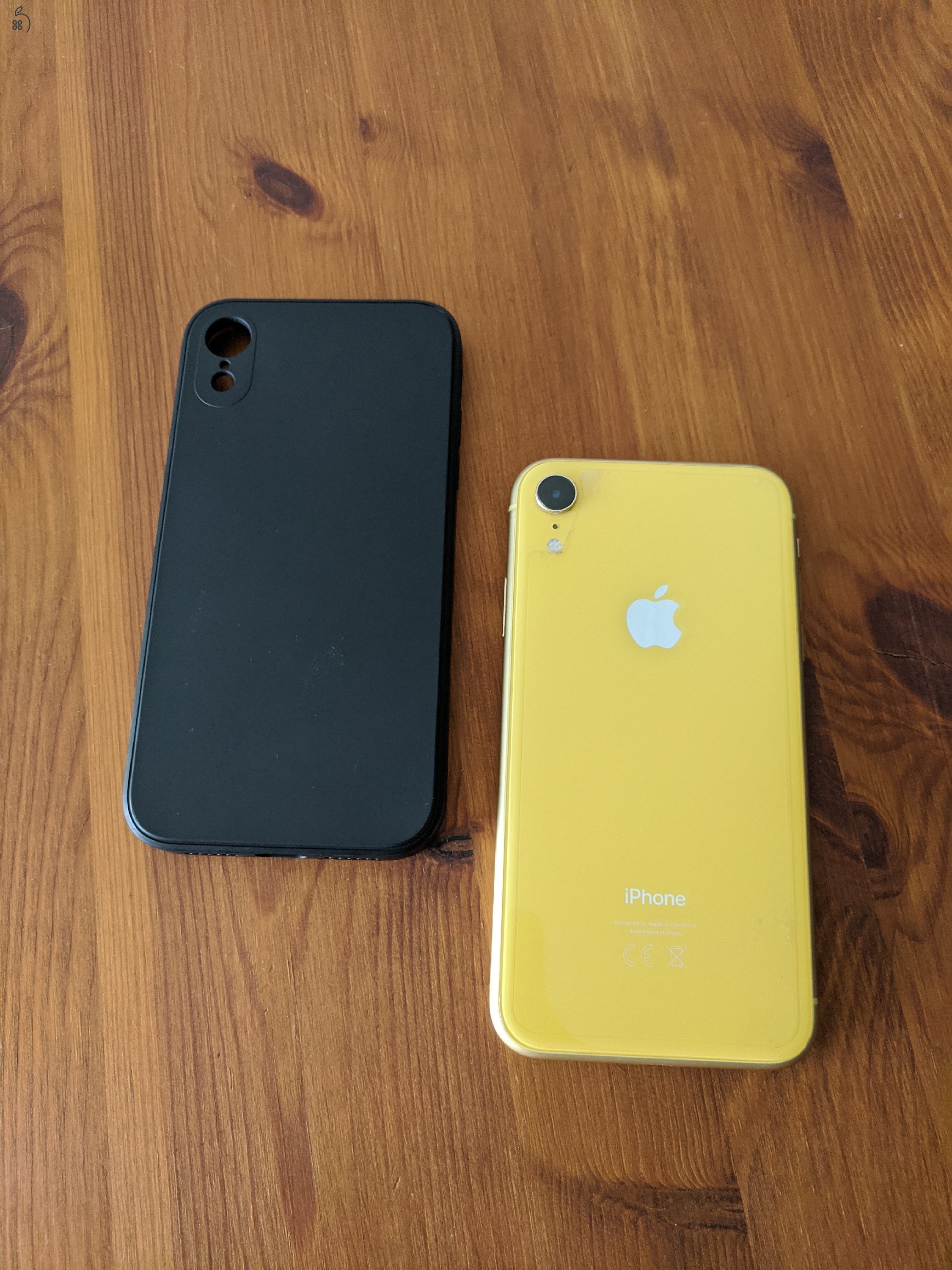 iPhone XR 64GB kártyafüggetlen
