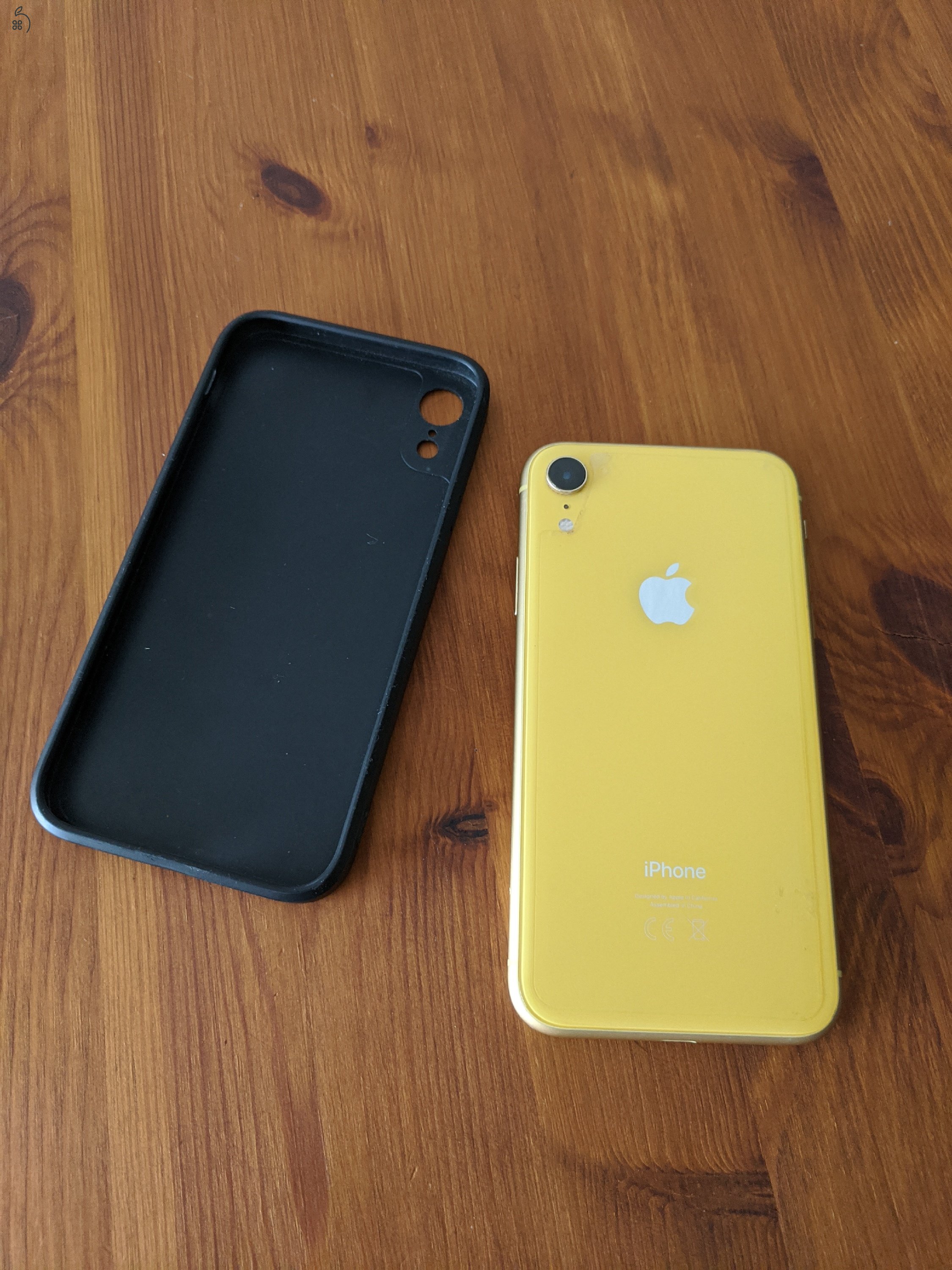 iPhone XR 64GB kártyafüggetlen