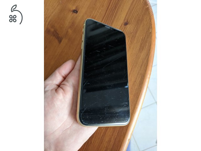 iPhone XR 64GB kártyafüggetlen