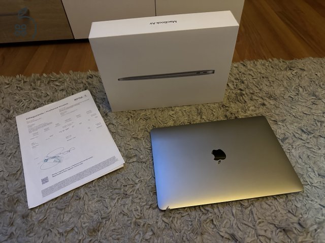  Eladó MacBook Air M1