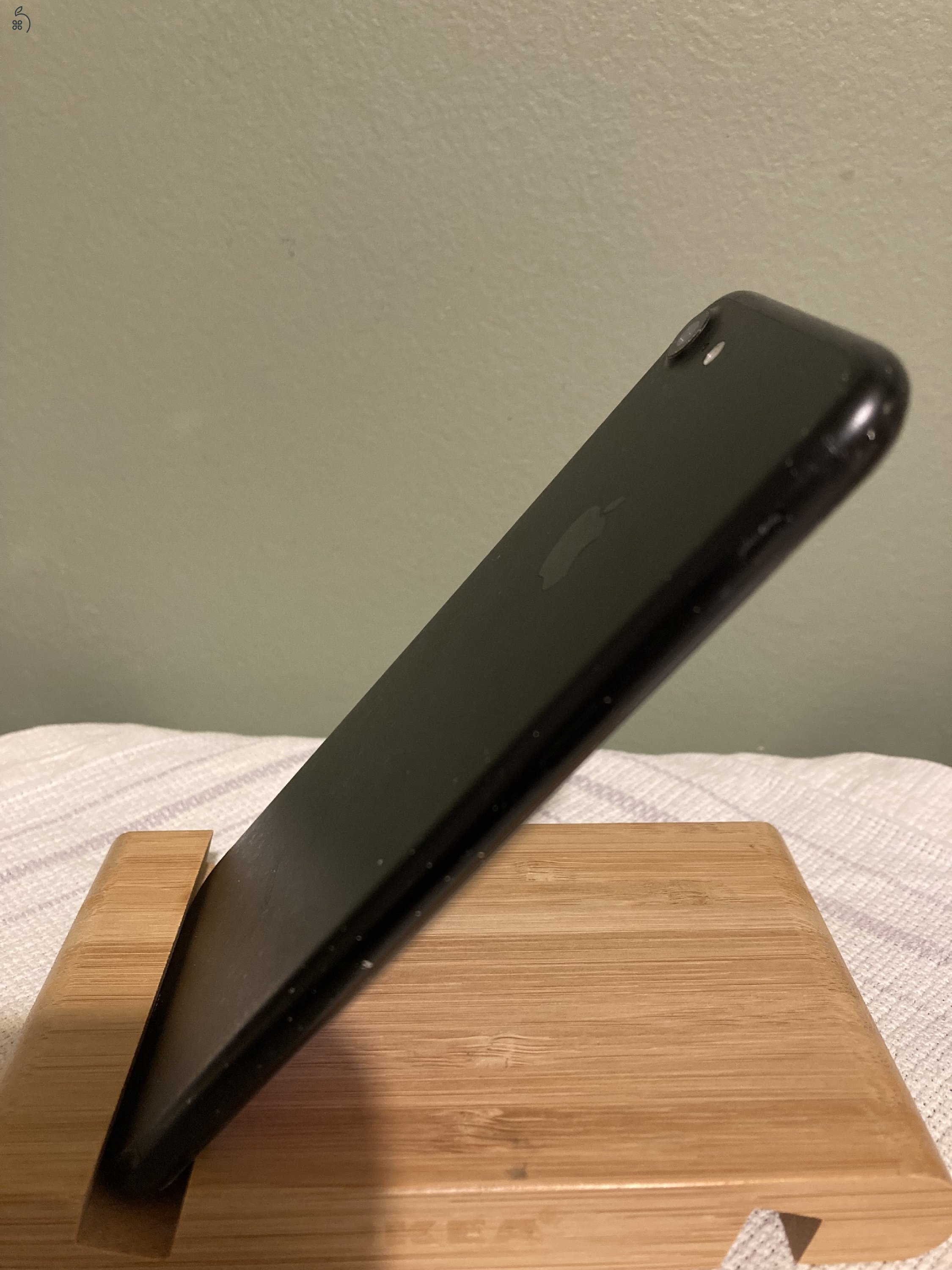 Megkímélt 32-Gb-os Iphone 7 eladó