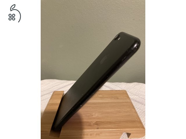 Megkímélt 32-Gb-os Iphone 7 eladó
