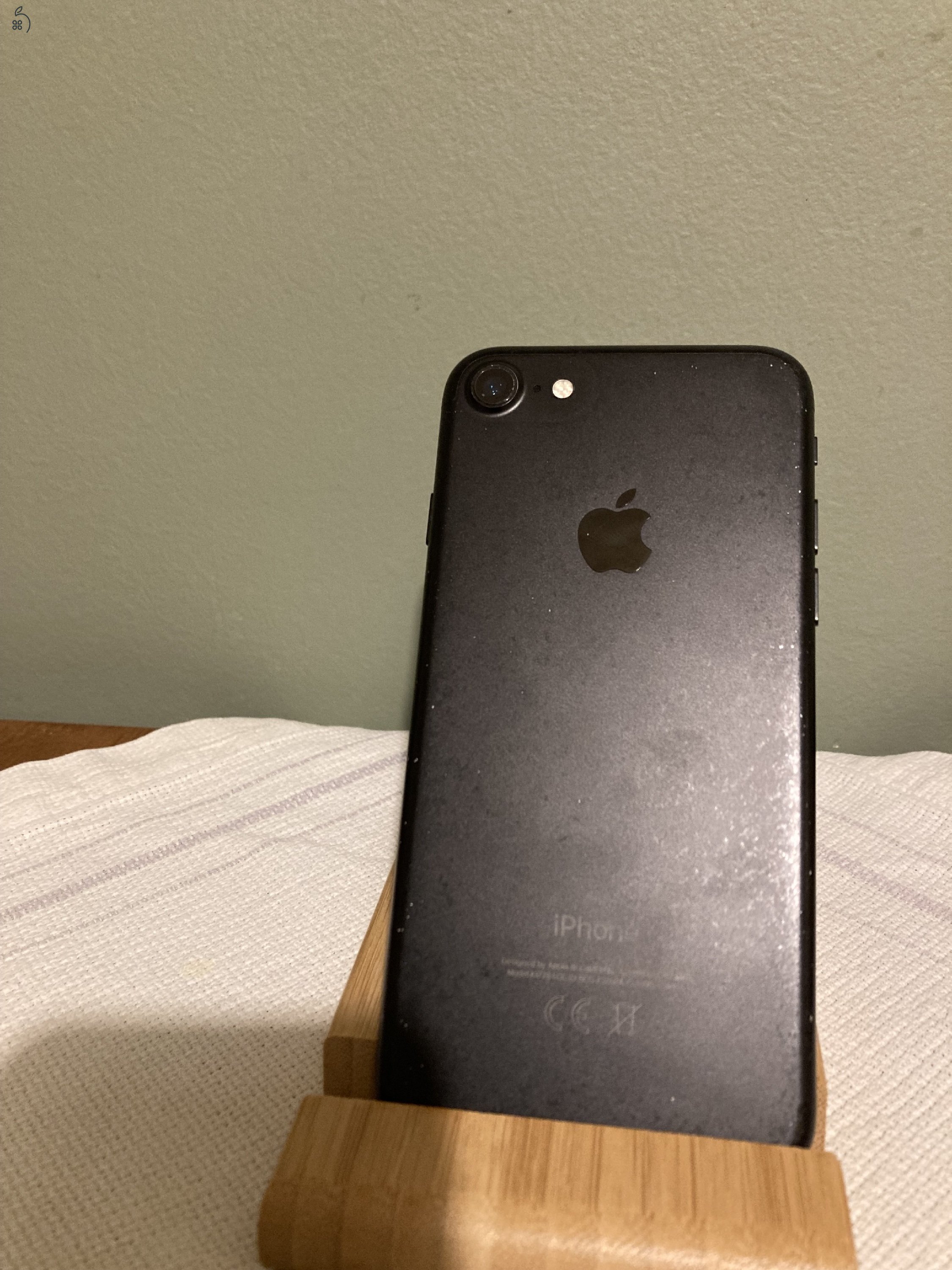 Megkímélt 32-Gb-os Iphone 7 eladó