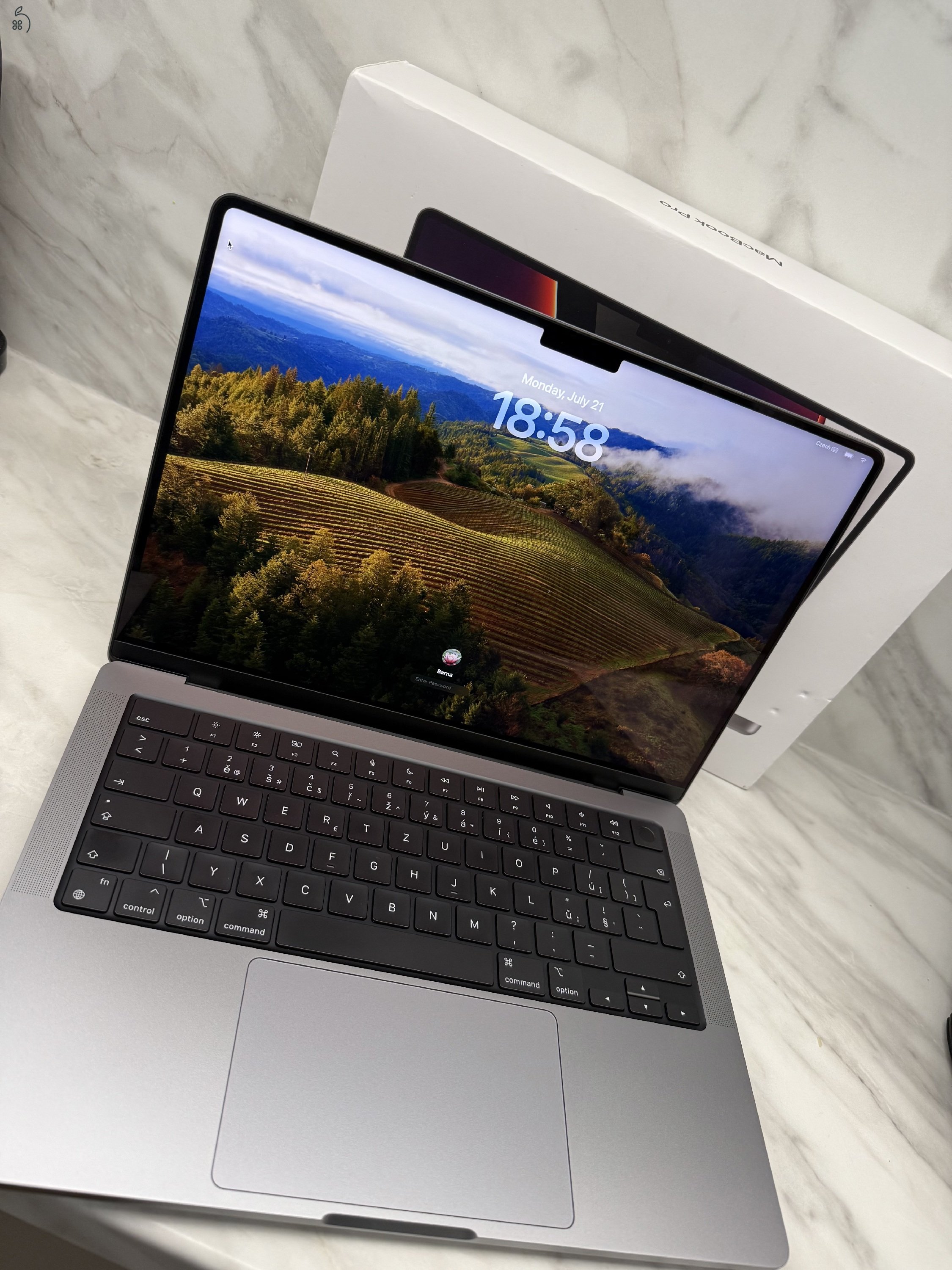 Macbook Pro M1 Max 64GB RAM 512GB SSD GARANCIÁVAL