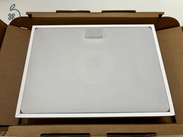 ÚJSZERŰ Apple MacBook Air 13