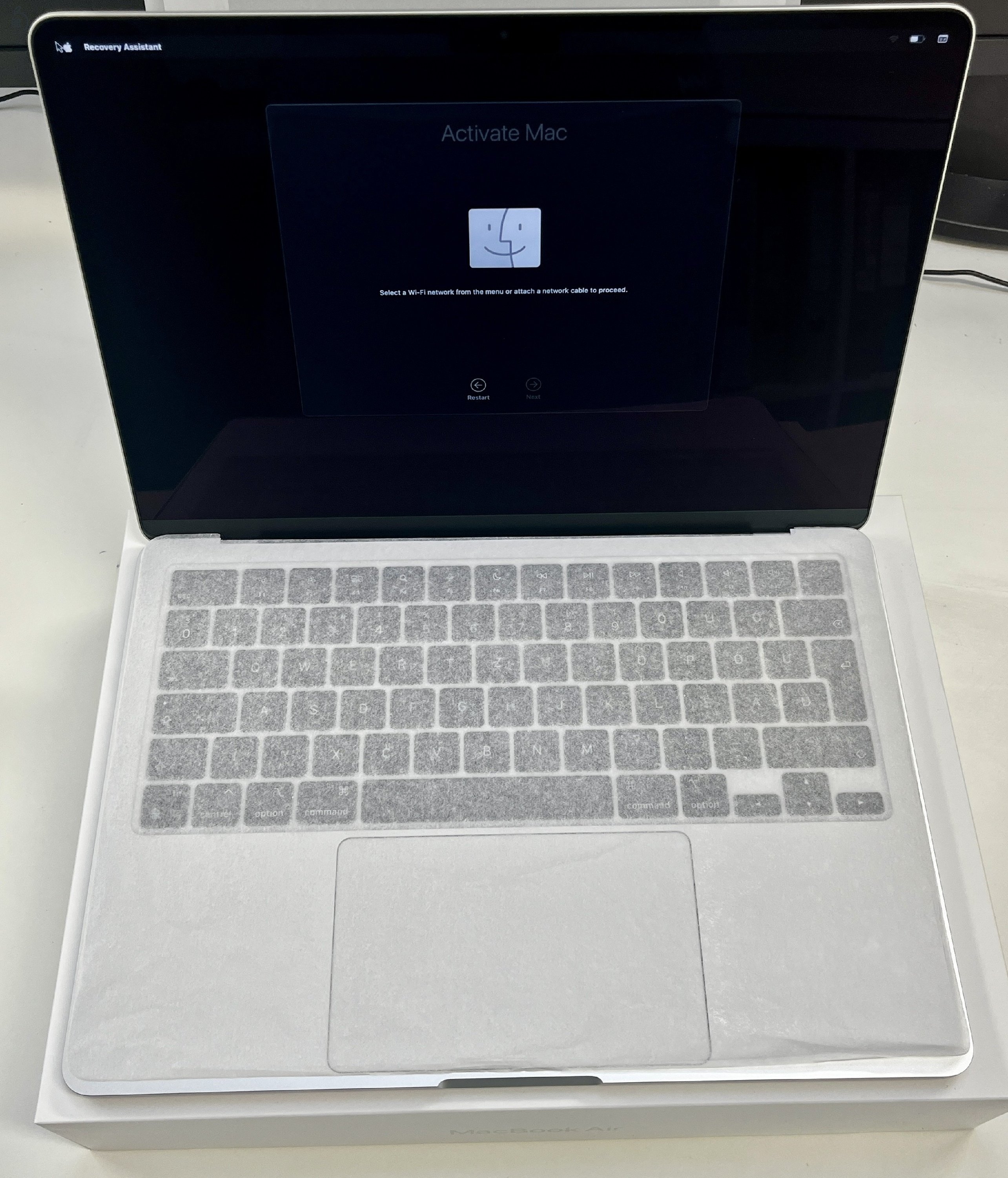 ÚJSZERŰ Apple MacBook Air 13