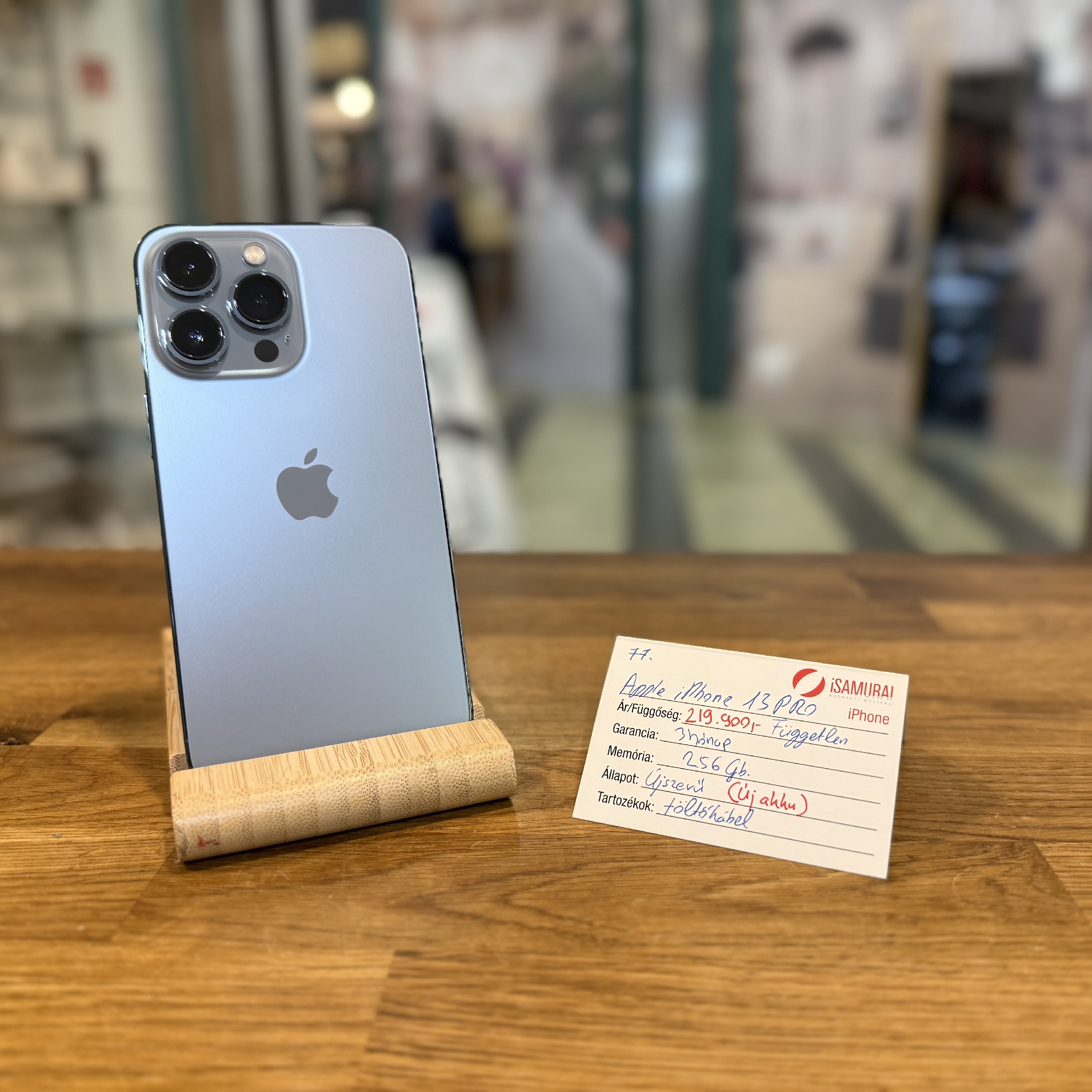 77. Apple iPhone 13 Pro - 256 GB - Sierra Blue - Új akku - Újszerű