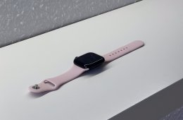 Apple Watch S10 Jet Black 42MM 2 ÉV Garanciával Számlával Aksi 100%