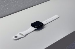 Hibátlan Apple Watch S10 Jet Black 42MM 2 ÉV Garanciával Számlával Aksi 100%