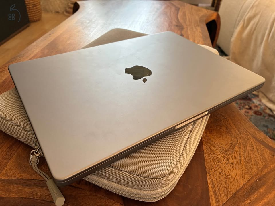MacBook Pro 14