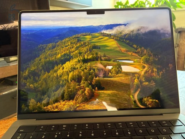 MacBook Pro 14