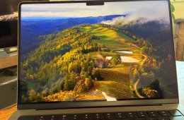 MacBook Pro 14