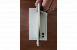 Iphpne 11 256gb fehér szép állapot + extrák
