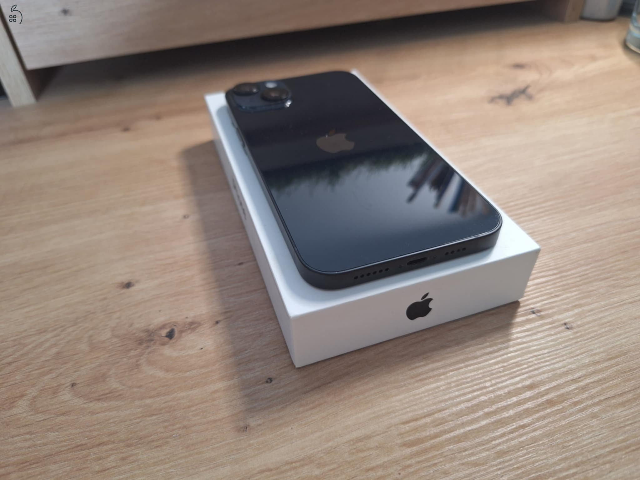 Eladó iPhone 14 Plus 256GB  Mobilfox magsafe tokkal és tartozékkal