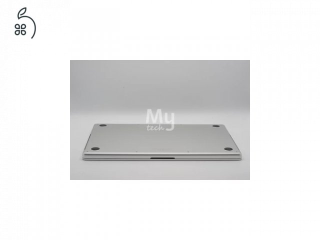 MacBook Pro 16″ 2021, M1 Max , 64 GB RAM, 10 core CPU, 512GB SSD 27% Áfás