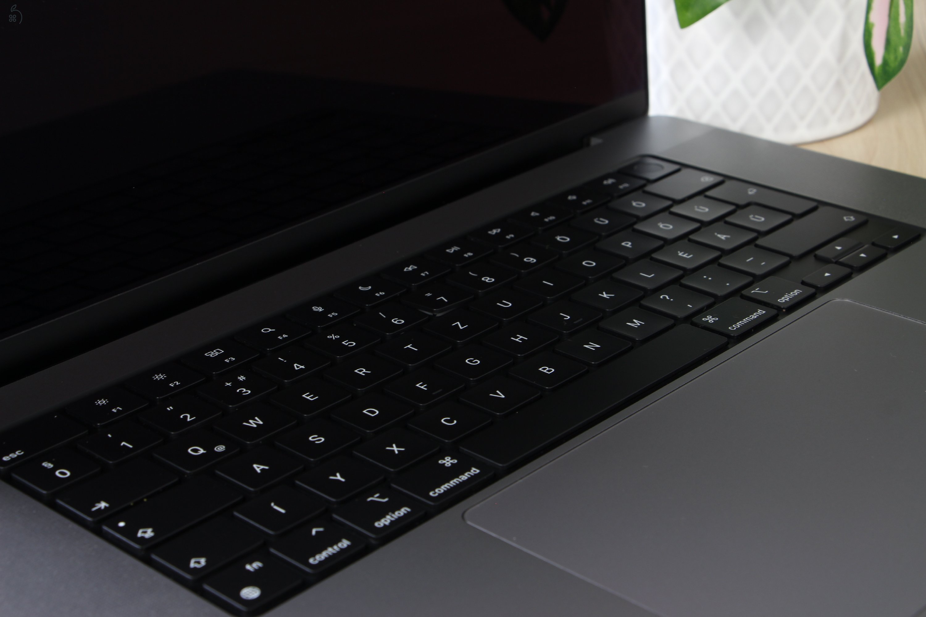 Apple MacBook Pro 16