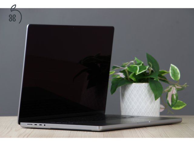 Apple MacBook Pro 16