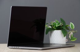 Apple MacBook Pro 16