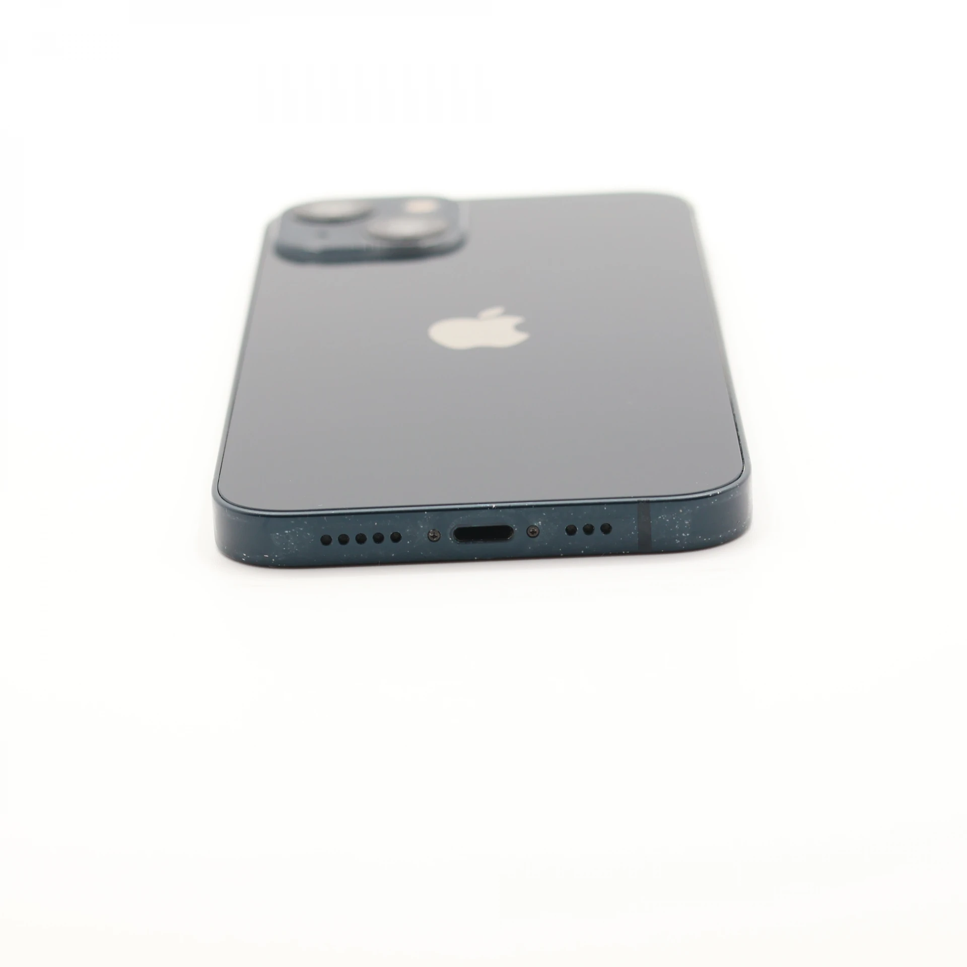 + Ajándékkal és 1 év garanciával! Felújított iPhone 13 128 GB Midnight