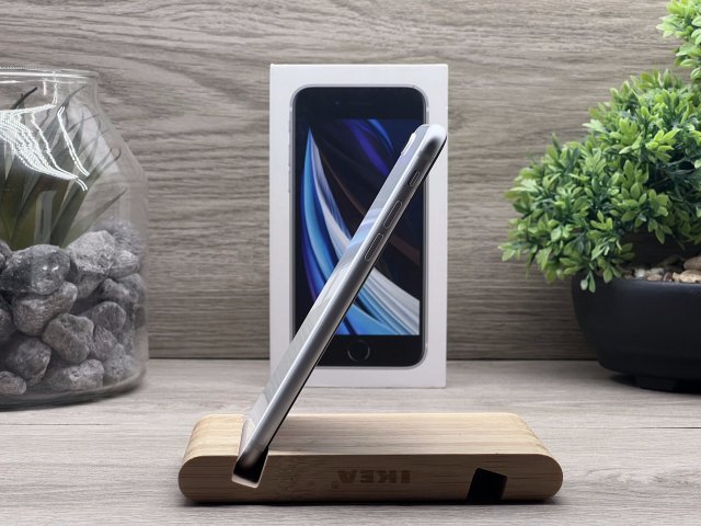 Hibátlan iPhone SE2020 White 128GB 2 ÉV Garanciával Számlával Aksi 100%