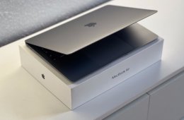 Hibátlan MacBook Air 2018 13 128GB 2 ÉV Garanciával Számlával