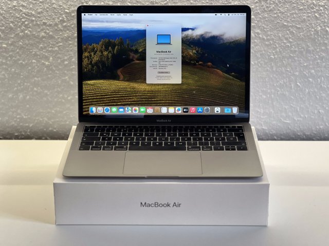 Hibátlan MacBook Air 2018 13 128GB 2 ÉV Garanciával Számlával