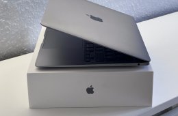 MacBook Air 2020 13 M1 256GB 2 ÉV Garanciával Számlával