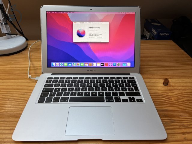 MacBook Air 13 (2017) i5  8GB. 121 GB 