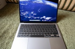 Apple MacBook Air 13” M2