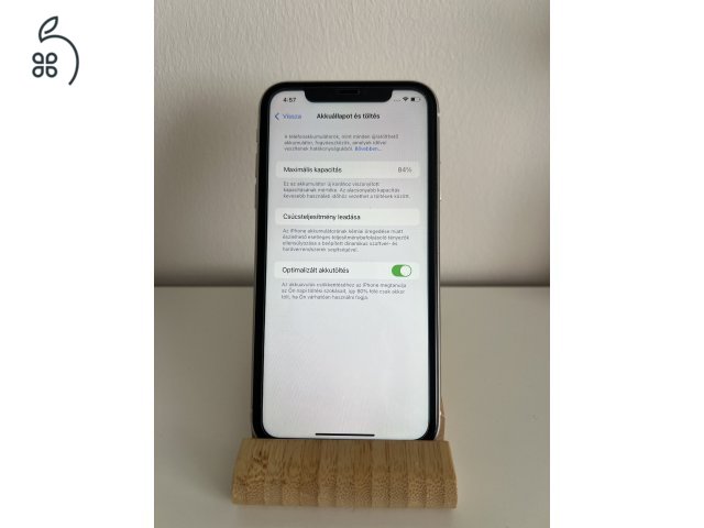 iPhone 11 - 64 GB - FEHÉR - 84% AKKSI - FÜGGETLEN
