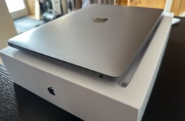 Apple Macbook Pro - M1 - 13