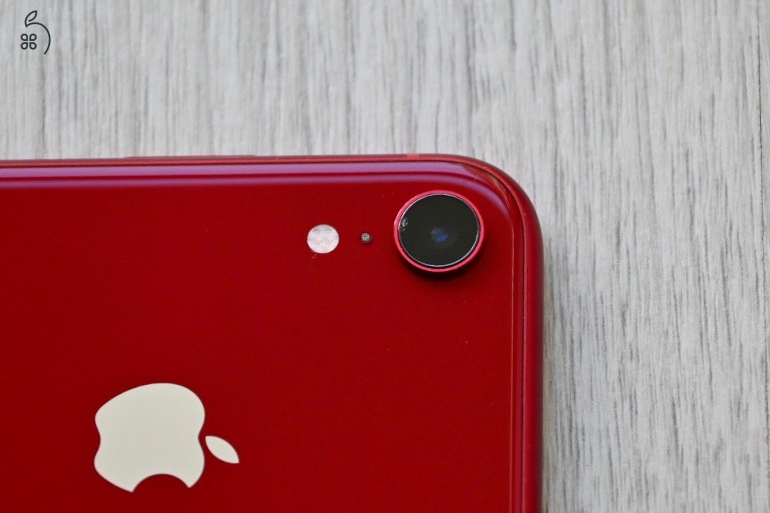 Iphone xr 64gb piros (96% akksi)