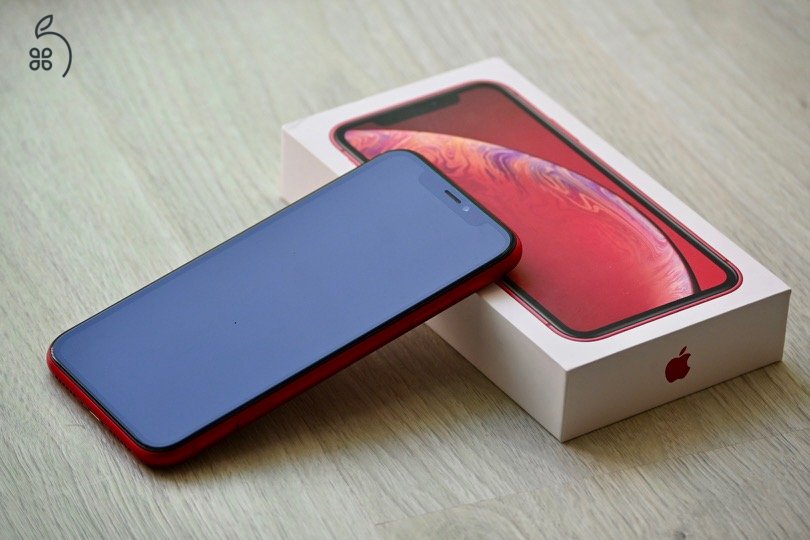 Iphone xr 64gb piros (96% akksi)